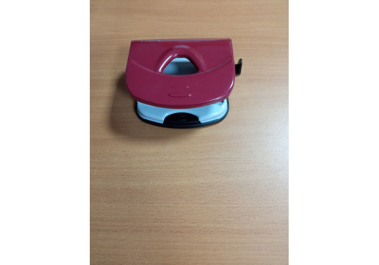 Діркопробивач 30 арк Axent 3930 Діркопробивач 30 арк Axent 3930