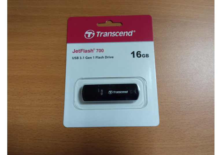 Флеш накопичувач USB Transcend JetFlash 700 16GB