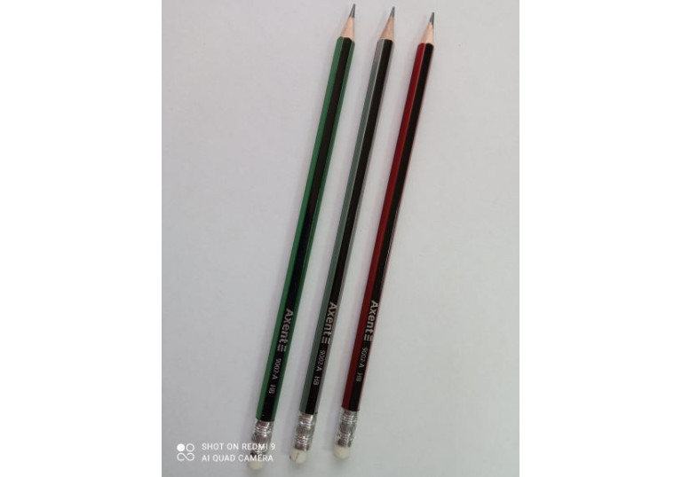 Олівець Axent 9002 з гумкою (9609101000) Олівець Axent 9002 з гумкою (9609101000)